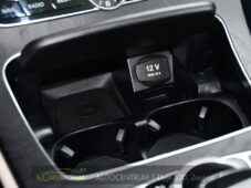 Mercedes-Benz Třídy E 400 4MATIC AMG ACC ČR HUD - 32
