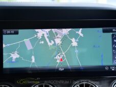 Mercedes-Benz Třídy E 400 4MATIC AMG ACC ČR HUD - 35