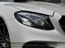 Mercedes-Benz Třídy E 400 4MATIC AMG ACC ČR HUD - 50