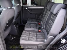 Volkswagen Touran 2.0TDi CROSS NAVI VÝHŘEV - 13