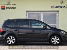 Volkswagen Touran 2.0TDi CROSS NAVI VÝHŘEV - 6