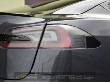 Tesla Model S 75D AWD - 48