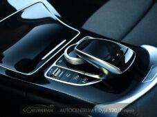 Mercedes-Benz Třídy C 400 AMG 4M ACC 410K - 32