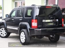 Jeep Cherokee 2.8CRD LIMITED TAŽNÉ - 2