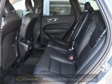 Volvo XC60 B4 INSCRIPTION AWD - 13