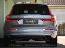 Volvo XC60 B4 INSCRIPTION AWD - 4