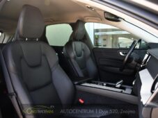 Volvo XC60 B4 INSCRIPTION AWD - 17
