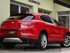 Alfa Romeo Stelvio 2.0 Q4 VELOCE - 4