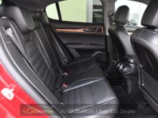 Alfa Romeo Stelvio 2.0 Q4 VELOCE - 18