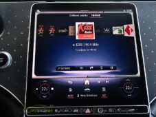 Mercedes-Benz EQE 350 4MATIC - 40