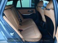 BMW Řada 3 320d xDrive M-SPORT ČR 1.M - 18