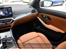 BMW Řada 3 320d xDrive M-SPORT ČR 1.M - 23