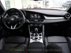 Alfa Romeo Giulia 2,2D AT8-Q4 VELOCE - 20