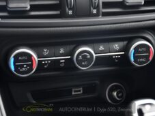 Alfa Romeo Giulia 2,2D AT8-Q4 VELOCE - 32