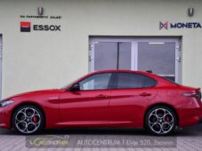 Alfa Romeo Giulia 2,2D AT8-Q4 VELOCE - 1