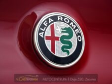 Alfa Romeo Giulia 2,2D AT8-Q4 VELOCE - 50
