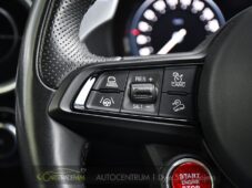 Alfa Romeo Stelvio 2.2 D154kW Veloce AT8-Q4 - 29