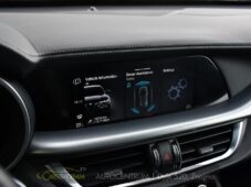Alfa Romeo Stelvio 2.2 D154kW Veloce AT8-Q4 - 33