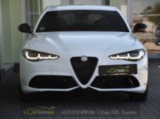 Alfa Romeo Giulia 2.0 TURBO 16V 206kW Q4 VELOCE - 7