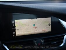 Alfa Romeo Giulia 2.0 TURBO 16V 206kW Q4 VELOCE - 25