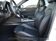 Alfa Romeo Giulia 2.0 TURBO 16V 206kW Q4 VELOCE - 9