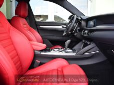 Alfa Romeo Stelvio 2.0T 16V 206kW VELOCE AT8 Q4 - 12