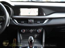 Alfa Romeo Stelvio 2.0T 16V 206kW VELOCE AT8 Q4 - 22