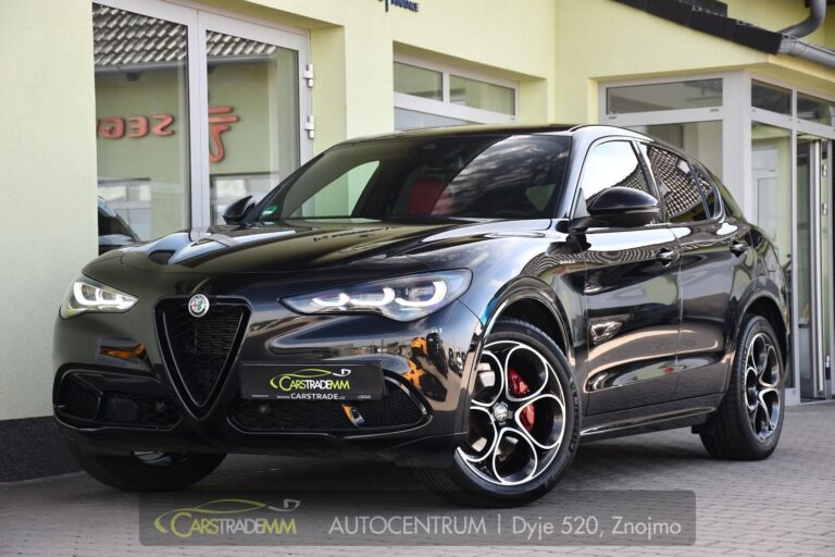 Alfa Romeo Stelvio 2.0T 16V 206kW VELOCE AT8 Q4 - 1