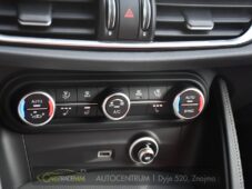 Alfa Romeo Stelvio 2.0T 16V 206kW VELOCE AT8 Q4 - 28