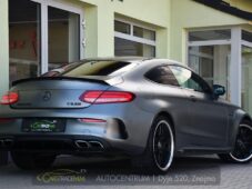 Mercedes-Benz Třídy C C63 AMG - 4
