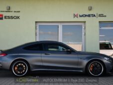 Mercedes-Benz Třídy C C63 AMG - 5