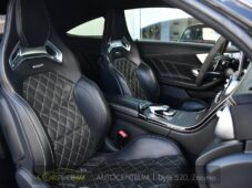Mercedes-Benz Třídy C C63 AMG - 14