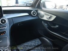 Mercedes-Benz Třídy C C63 AMG - 18