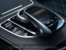 Mercedes-Benz Třídy C C63 AMG - 29