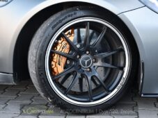 Mercedes-Benz Třídy C C63 AMG - 41