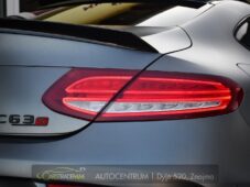 Mercedes-Benz Třídy C C63 AMG - 46