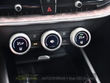 Škoda Superb 2.0TDi 142kW L&K 4×4 - 31