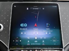 Mercedes-Benz EQE SUV 350+ PANORAMA - 38