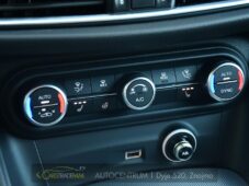 Alfa Romeo Stelvio 2.2D 154kW VELOCE AT8 Q4 - 31