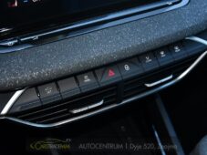 Škoda Octavia 2.0TDi Top Selection DSG ACC - 32