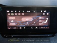 Škoda Octavia 2.0TDi Top Selection DSG ACC - 41