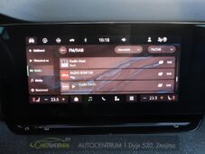 Škoda Octavia 2.0TDi Top Selection DSG ACC - 42