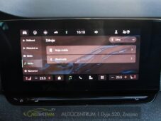 Škoda Octavia 2.0TDi Top Selection DSG ACC - 43