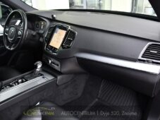 Volvo XC90 D5 AWD MOMENTUM ČR - 12