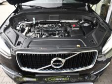 Volvo XC90 D5 AWD MOMENTUM ČR - 38