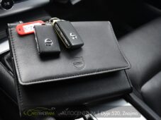Volvo XC90 D5 AWD MOMENTUM ČR - 35
