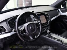 Volvo XC90 D5 AWD MOMENTUM ČR - 9