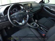 Hyundai i30 1.6CRDi NAVI KAMERA CARPLAY - 8
