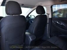 Hyundai i30 1.6CRDi NAVI KAMERA CARPLAY - 11