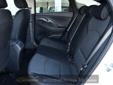 Hyundai i30 1.6CRDi NAVI KAMERA CARPLAY - 12